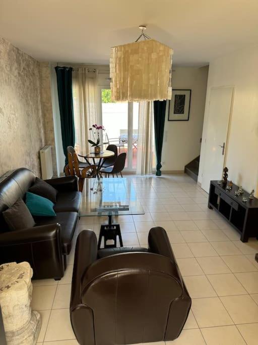 Вилла Superbe Duplex-15 Min Disneyland Croissy-Beaubourg Экстерьер фото