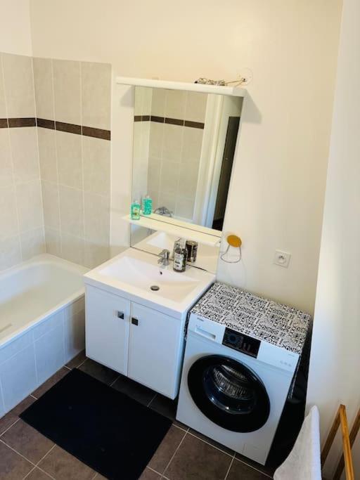 Вилла Superbe Duplex-15 Min Disneyland Croissy-Beaubourg Экстерьер фото